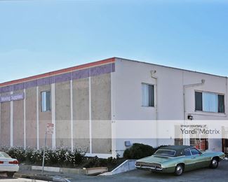 Photo 3 of Public Storage - 398 Carlson Blvd, Richmond, CA
