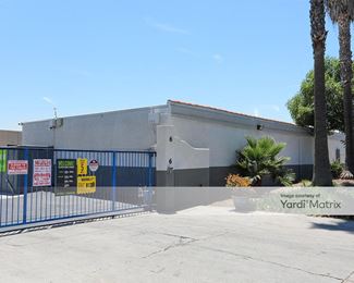 Photo 2 of Extra Space Storage - 6836 Canby Avenue, Reseda, CA