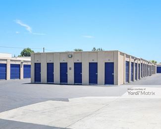 Photo 3 of Extra Space Storage - 6836 Canby Avenue, Reseda, CA
