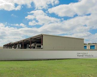 Photo 3 of Dun Deal Storage - 6211 Williams Drive, Georgetown, TX