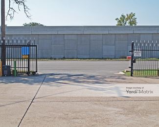 Photo 2 of Public Storage - 720 State Hwy 71, Bastrop, TX