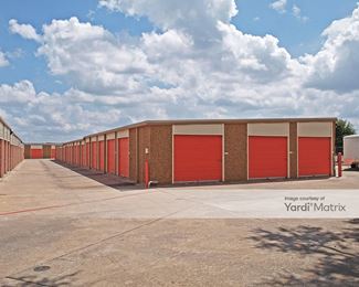 Photo 4 of Public Storage - 1517 Round Rock Avenue, Round Rock, TX