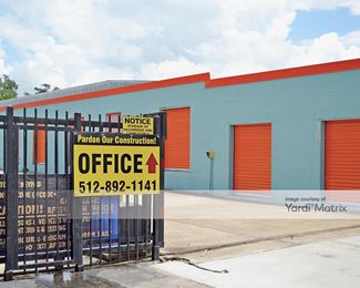 Photo 2 of Space Self Storage - 4632 South Lamar Blvd, Austin, TX