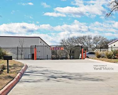 Storage Units for Rent available at 2300 South Interstate 35, Georgetown, TX 78626