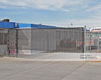 Photo 2 of Sun City Mini Storage - 27460 McCall Blvd, Sun City, CA