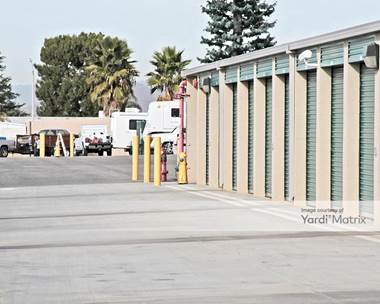 Storage Units for Rent available at 27370 McCall Blvd, Sun City, CA 92585