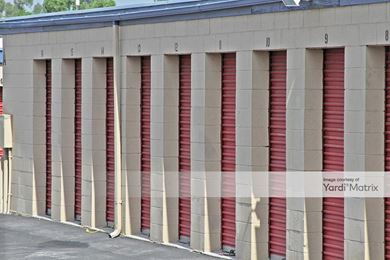 Photo 3 of SecurCare Self Storage - 1825 Service Court, Riverside, CA