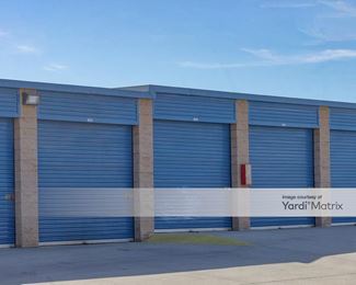 Photo 2 of SecurCare Self Storage - 18671 Van Buren Blvd, Riverside, CA