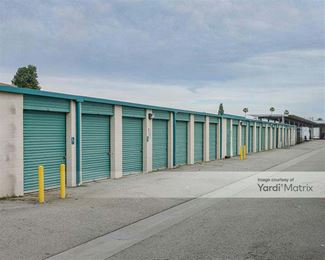 Photo 4 of SecurCare Self Storage - 1661 South Campus Avenue, Ontario, CA