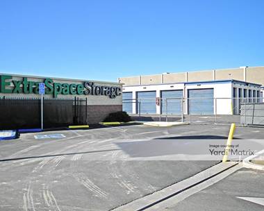 Storage Units for Rent available at 15555 Yates Road, Victorville, CA 92395