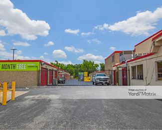 Photo 4 of SecurCare Self Storage - 5197 McCart Avenue, Fort Worth, TX