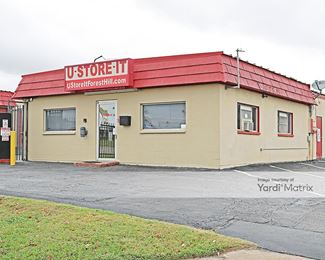 Photo 2 of U-Store-It - 4917 East California Pkwy, Forest Hill, TX