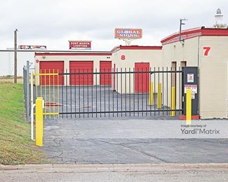 Photo 3 of U-Store-It - 4917 East California Pkwy, Forest Hill, TX
