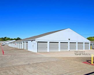 Photo 5 of Extra Space Storage - 413 North Main Street, Euless, TX