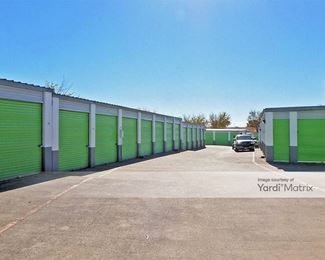 Photo 4 of Extra Space Storage - 1908 East Pioneer Pkwy, Arlington, TX