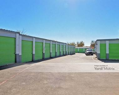 Storage Units for Rent available at 1908 East Pioneer Pkwy, Arlington, TX 76010