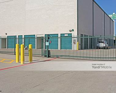Storage Units for Rent available at 4450 Rivertree Blvd, Ft. Worth, TX 76109
