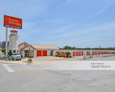 Storage Units for Rent available at 1508 Airport Fwy, Bedford, TX 76022