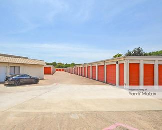 Photo 3 of Public Storage - 1508 Airport Fwy, Bedford, TX