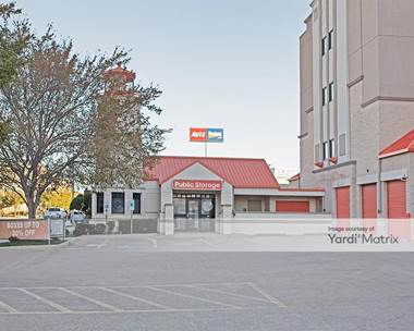 Storage Units for Rent available at 1015 Henderson Street, Fort Worth, TX 76102