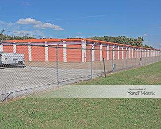 Photo 2 of Public Storage - 7601 Airport Fwy, Richland Hills, TX