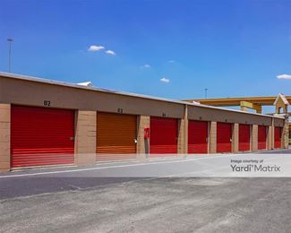 Photo 2 of Extra Space Storage - 4413 NE Loop 820, North Richland Hills, TX