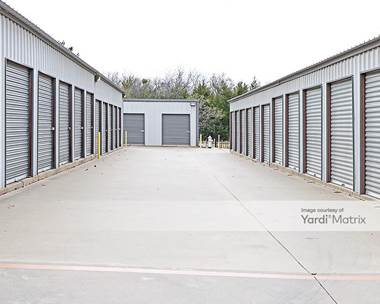 Storage Units for Rent available at 127 Century Drive, Cleburne, TX 76033