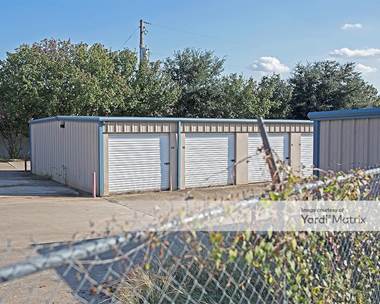 Storage Units for Rent available at 4635 Williams Road, Benbrook, TX 76116