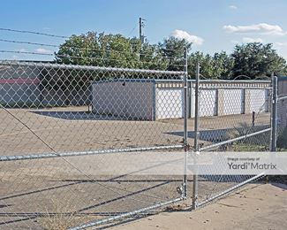 Photo 4 of St Nicholas Place Storage - 4635 Williams Road, Benbrook, TX