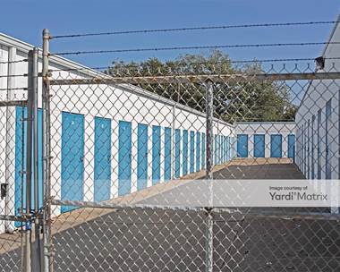 Storage Units for Rent available at 2115 8th Avenue, Fort Worth, TX 76110