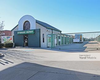 Photo 2 of Storage Depot - 825 West Hidden Creek Pkwy, Burleson, TX