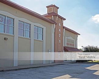 Photo 4 of Devon Self Storage - 6471 Camp Bowie Blvd, Fort Worth, TX