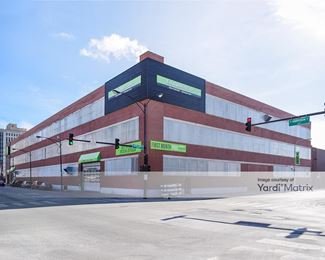 Photo 2 of Extra Space Storage - 601 West Harrison Street, Chicago, IL
