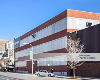 Photo 3 of Extra Space Storage - 601 West Harrison Street, Chicago, IL