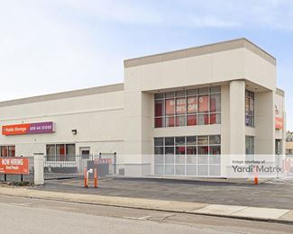 Photo 3 of Public Storage - 6460 North Lincoln Avenue, Lincolnwood, IL