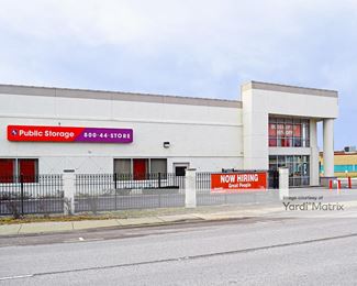 Photo 4 of Public Storage - 6460 North Lincoln Avenue, Lincolnwood, IL