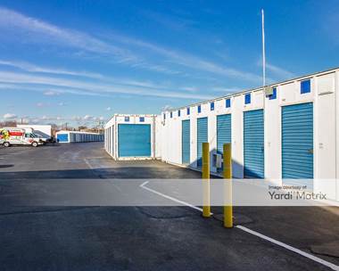 Storage Units for Rent available at 5660 West 55th Street, Chicago, IL 60638