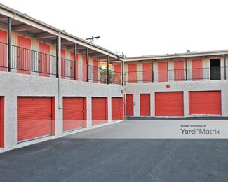 Photo 4 of Extra Space Storage - 9635 Van Nuys Blvd, Panorama City, CA