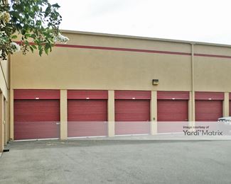 Photo 4 of Trojan Storage - 11022 Olinda Street, Sun Valley, CA