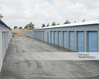 Photo 4 of A-American Self Storage - 141 West Avenue L, Lancaster, CA