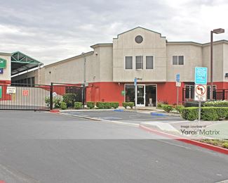 Photo 2 of Extra Space Storage - 11423 Vanowen Street, North Hollywood, CA