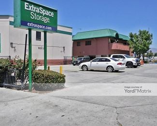Photo 1 of Extra Space Storage - 8540 Cedros Avenue, Panorama City, CA