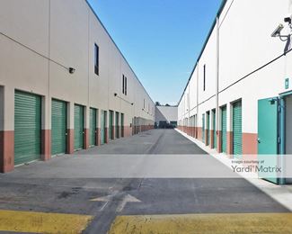 Photo 4 of Extra Space Storage - 8540 Cedros Avenue, Panorama City, CA