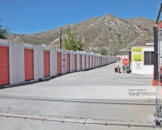 Photo 3 of SuperStorage - 17175 Sierra Hwy, Santa Clarita, CA