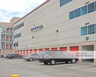 Photo 4 of A-1 Self Storage - 5310 Vineland Avenue, North Hollywood, CA