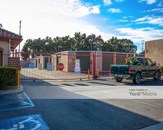 Photo 4 of Lions Gate Self Storage - 777 East Channel Islands Blvd, Oxnard, CA