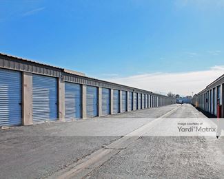 Photo 4 of RightSpace Storage - 4375 East Sahara Avenue, Las Vegas, NV