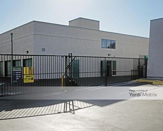 Photo 2 of Extra Space Storage - 4901 West Oakey Blvd, Las Vegas, NV