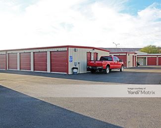 Photo 3 of Pioneer Storage - 513 Commerce Circle, Mesquite, NV