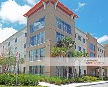 Storage Units for Rent available at 21288 Biscayne Blvd, Aventura, FL 33180